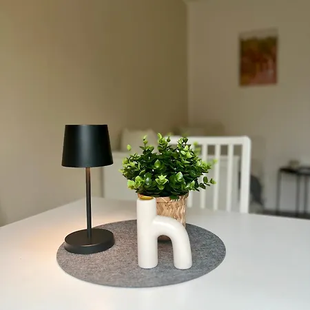 Apartment Modernes Westerwaldsteig Mit Balkon Und Klima *