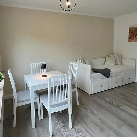 Modernes Westerwaldsteig Mit Balkon Und Klima *