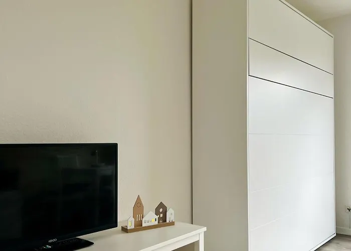 Modernes Westerwaldsteig Mit Balkon Und Klima *