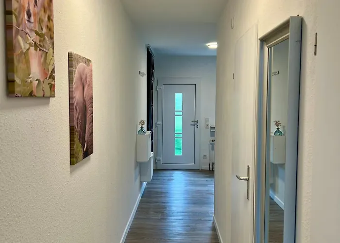 Modernes Westerwaldsteig Mit Balkon Und Klima * Brandscheid (Westerwaldkreis)